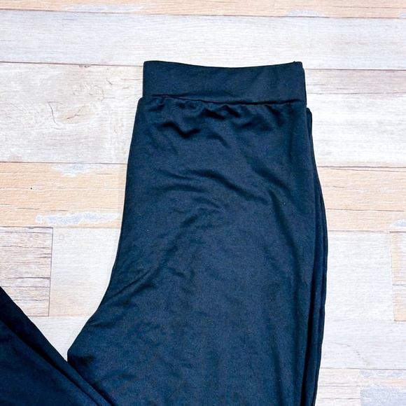 SHEIN – Black cutout leggings | stretchy casual fit | Size L * - Picture 2 of 9